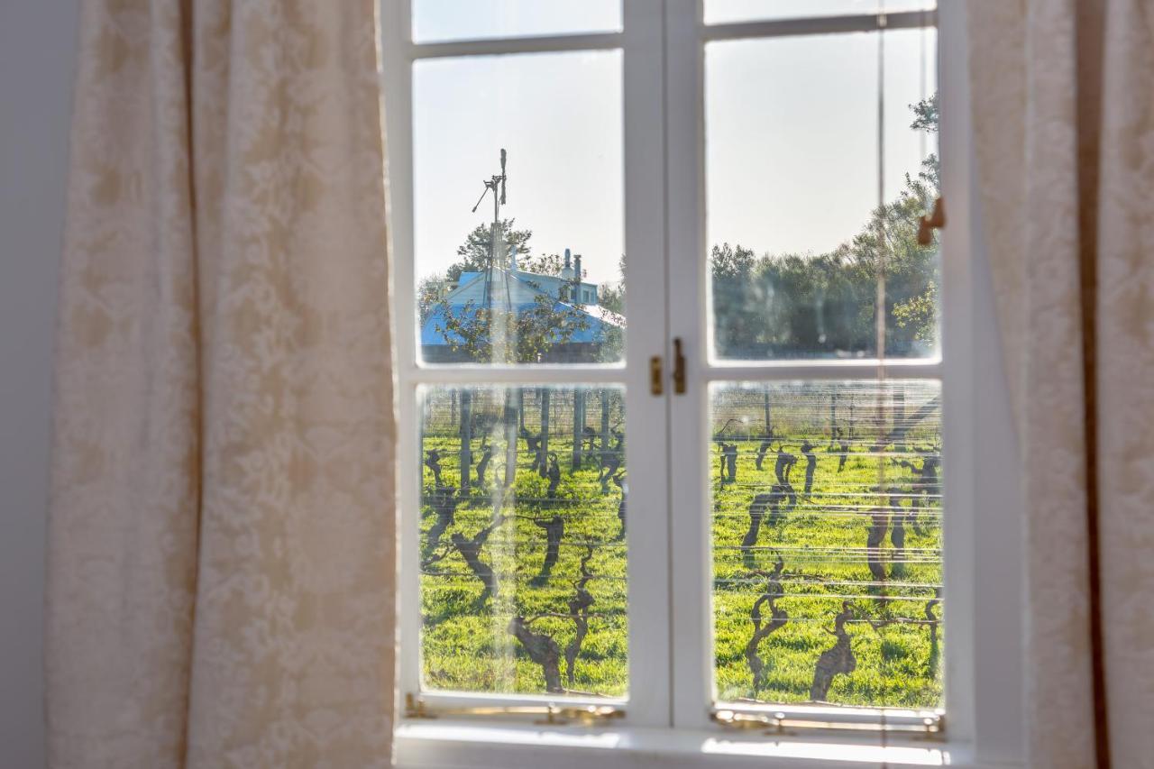 The Wine Shed Villa Martinborough Buitenkant foto