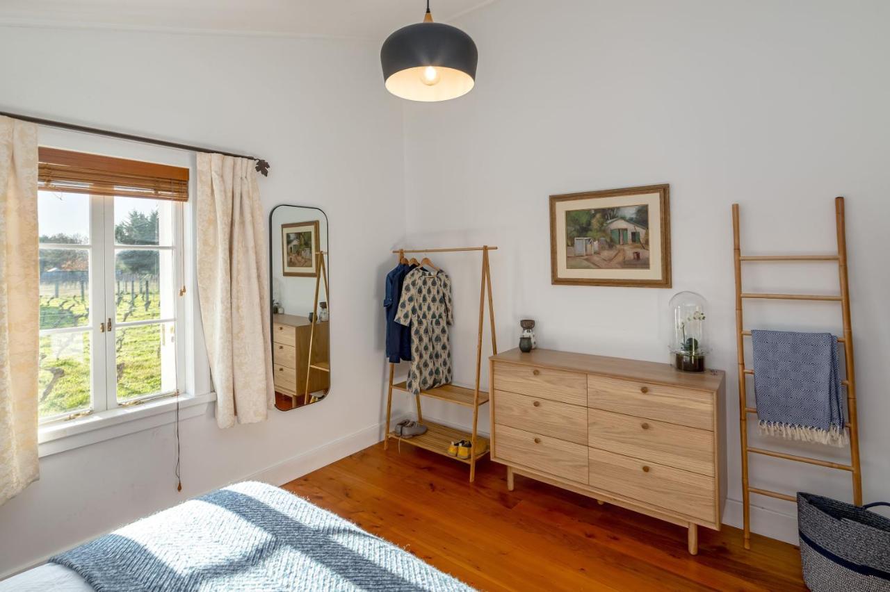 The Wine Shed Villa Martinborough Buitenkant foto